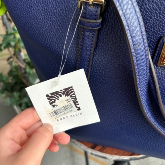 NWT Anne Klein Royal Blue Tote Bag - Picture 7 of 8